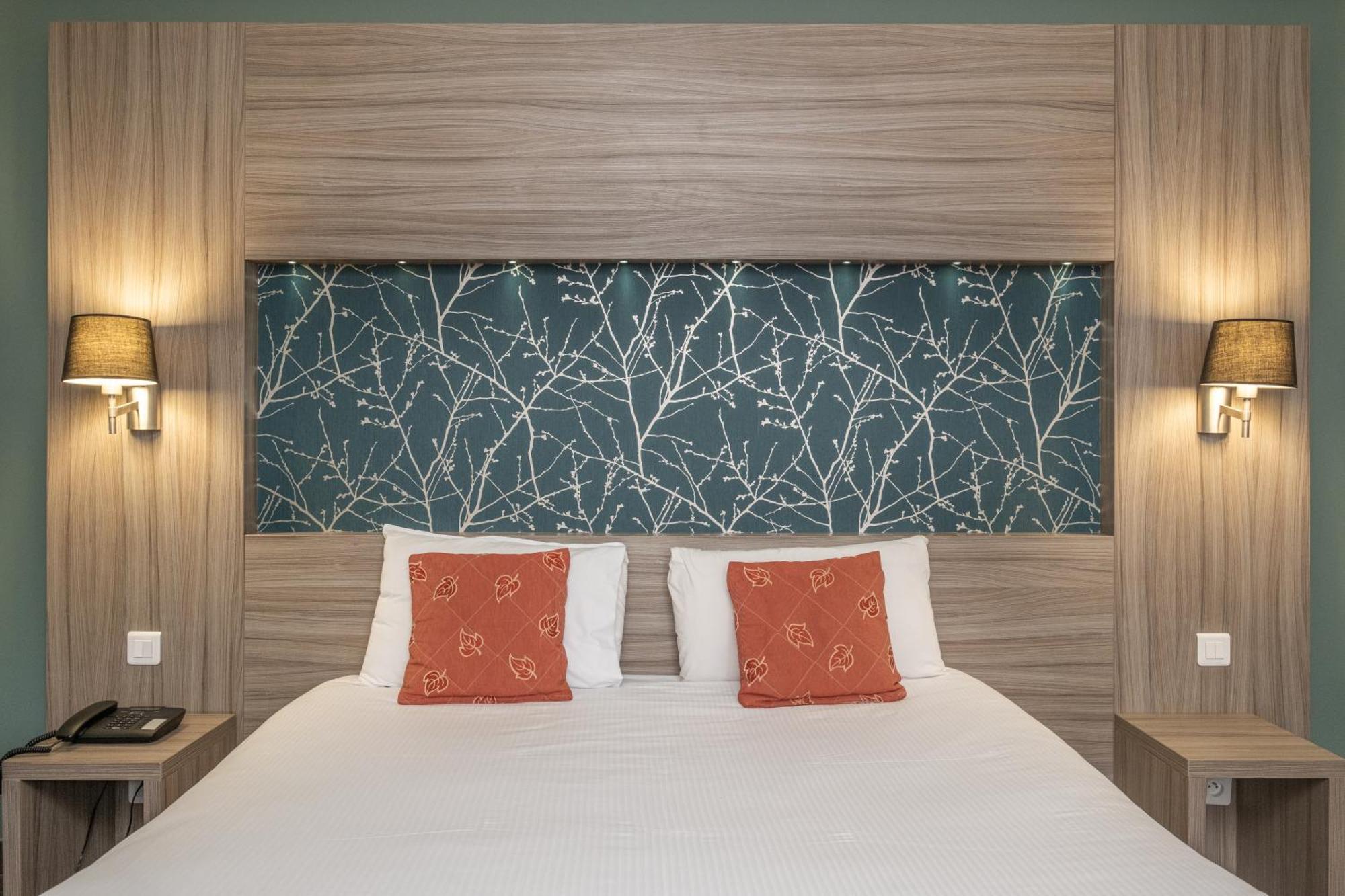Charme Hotel, Montbeliard Sud Eksteriør billede