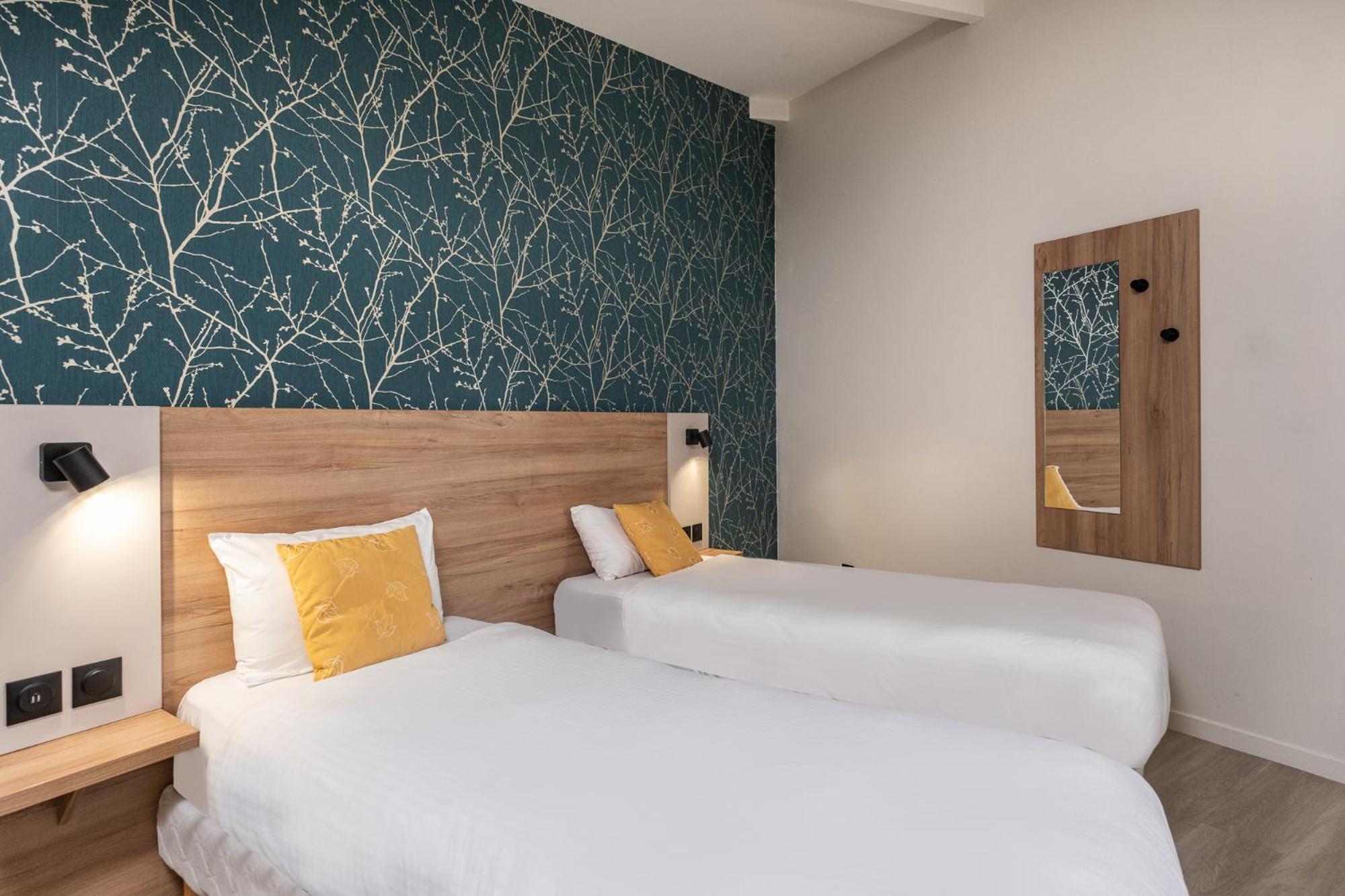 Charme Hotel, Montbeliard Sud Eksteriør billede
