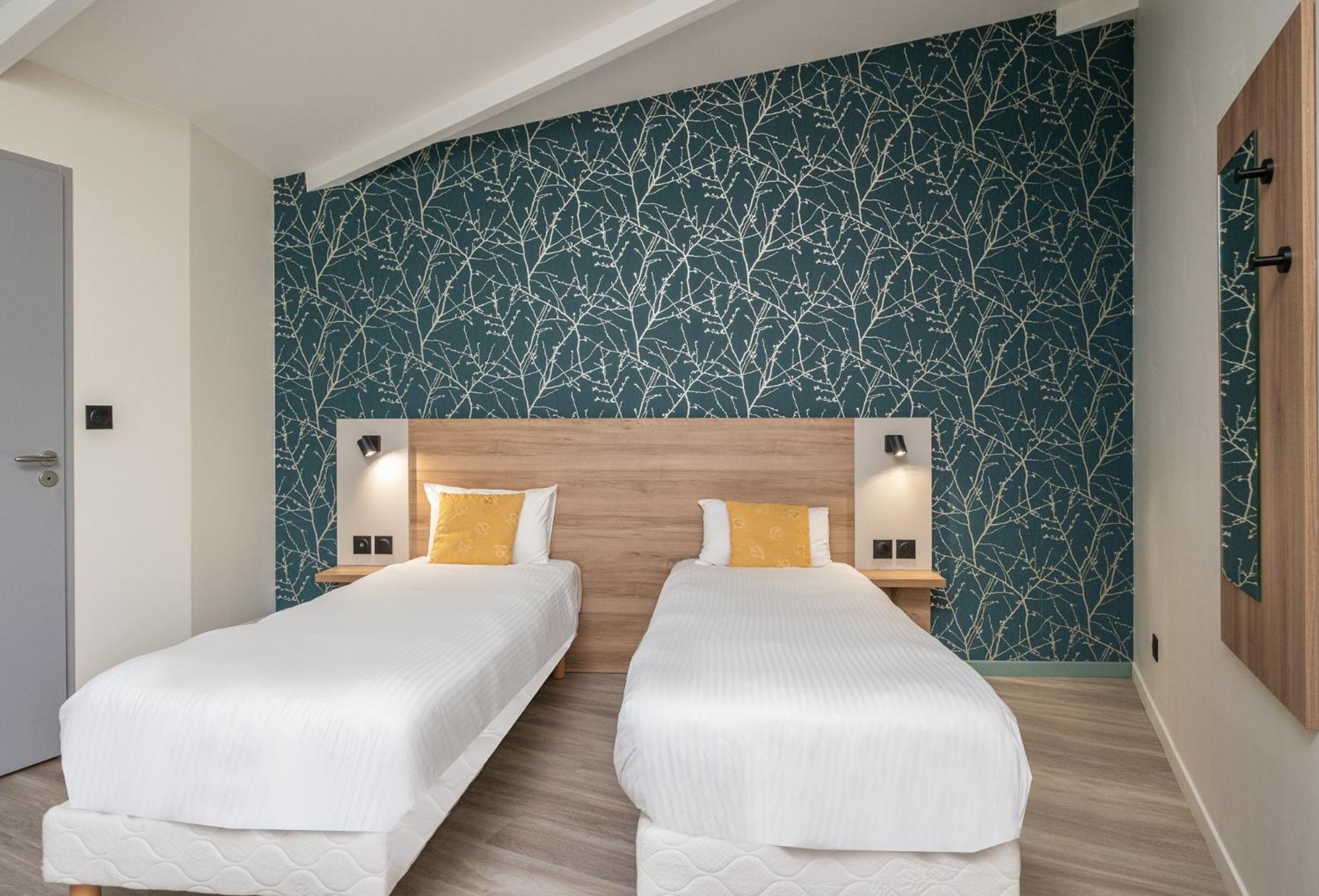 Charme Hotel, Montbeliard Sud Eksteriør billede